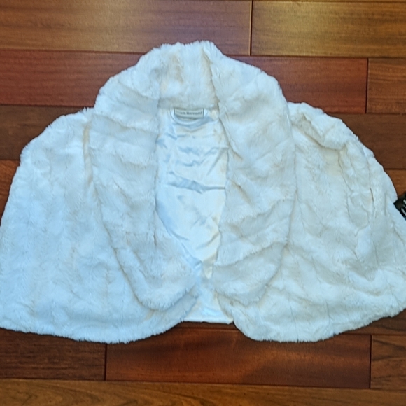 nicole marciano Jackets & Blazers - Bolero Faux Fur Wedding Cape Coat